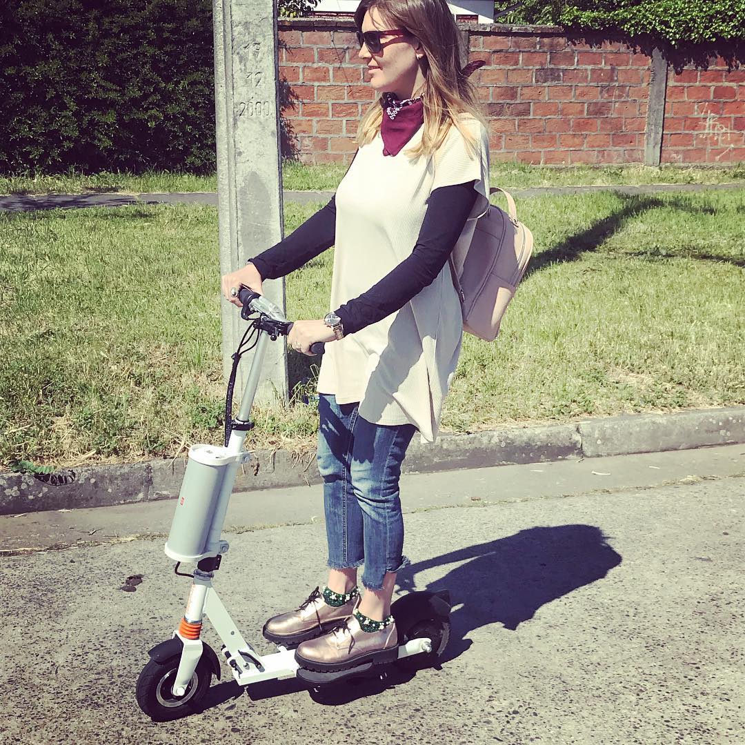 Airwheel Z3 mini scooter